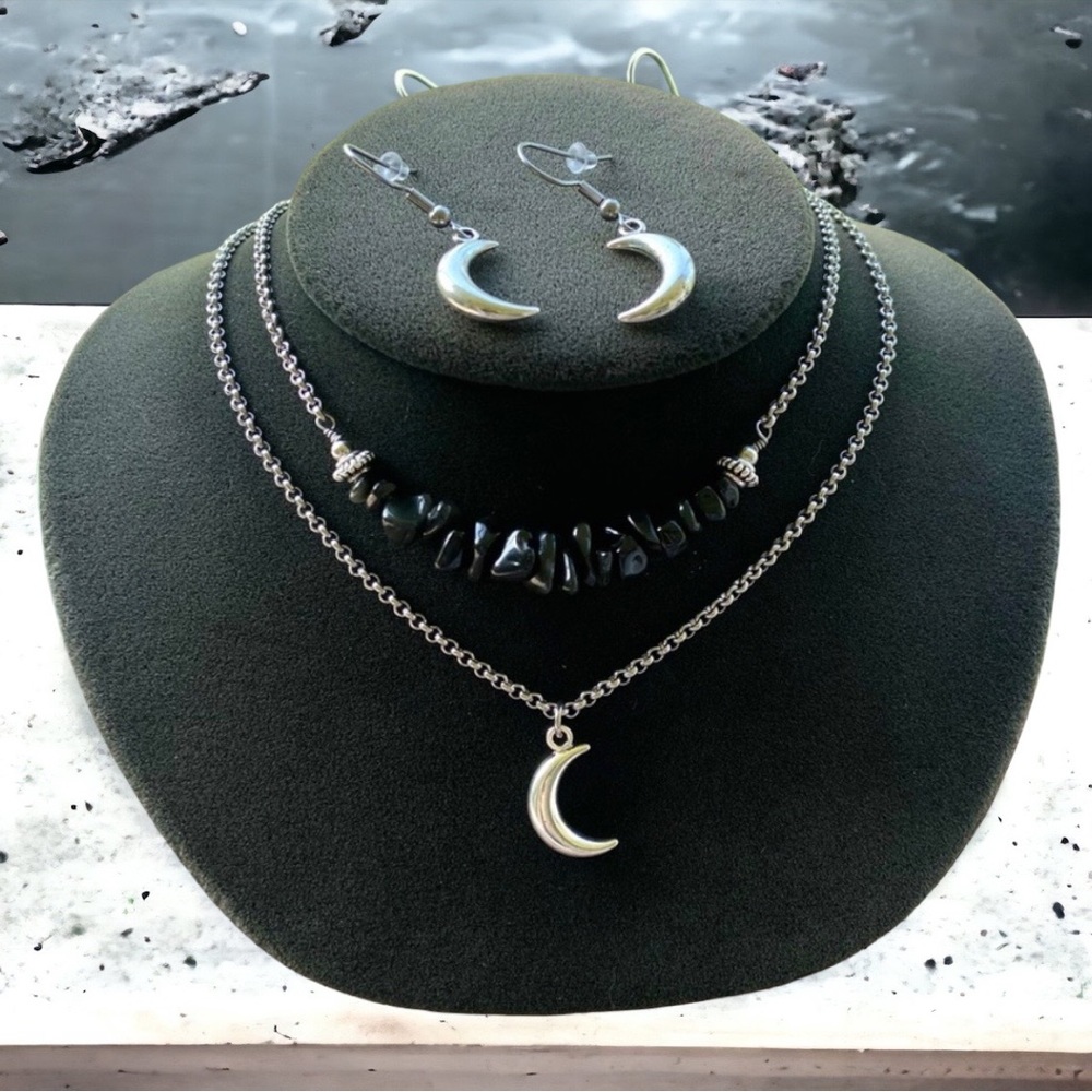 Necklace Double layer onyx & moon + earrings set - Picture 1 of 9